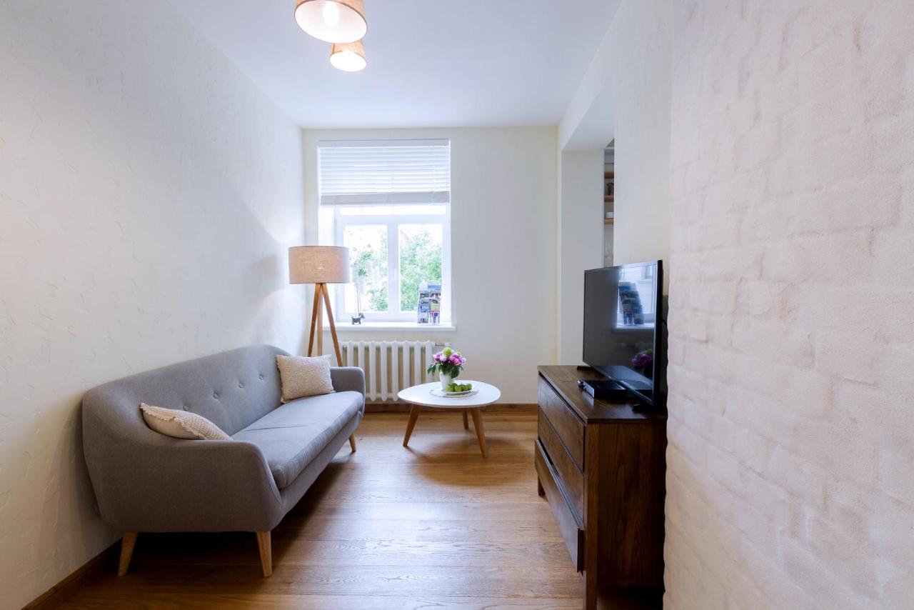 Apartamento Dzirnavu 92 Studio Riga Exterior foto