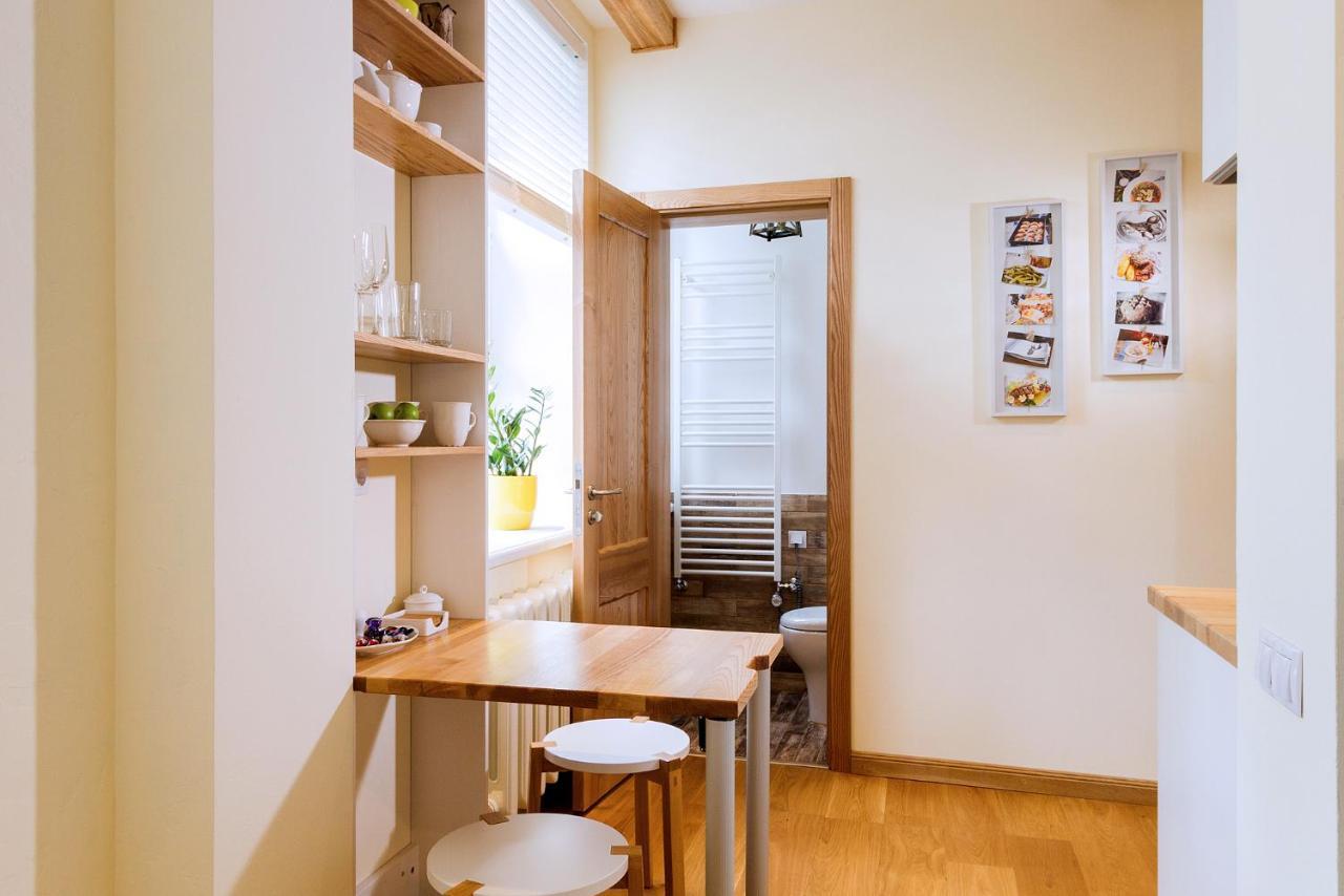 Apartamento Dzirnavu 92 Studio Riga Exterior foto