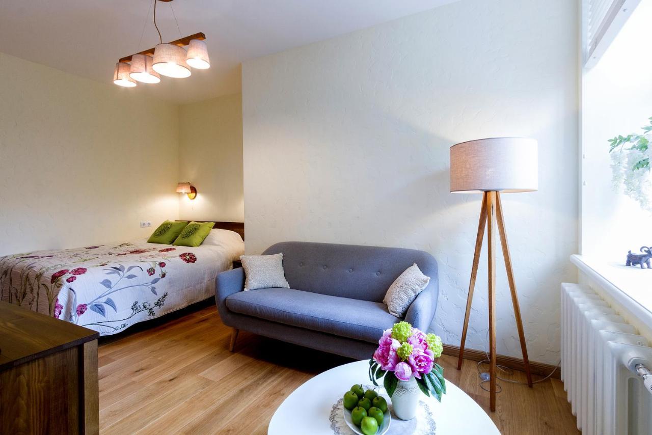 Apartamento Dzirnavu 92 Studio Riga Exterior foto